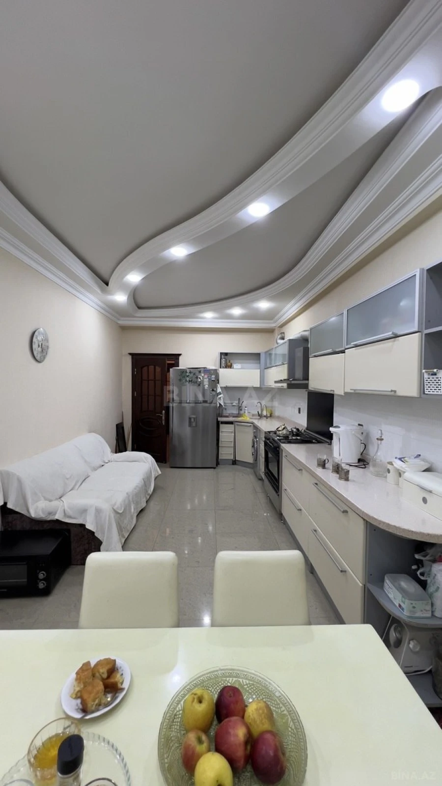 Satılır 4 otaqlı mənzil 160 m²