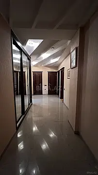 Satılır 4 otaqlı mənzil 160 m²