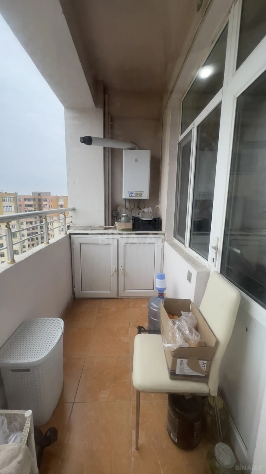 Satılır 4 otaqlı mənzil 160 m²