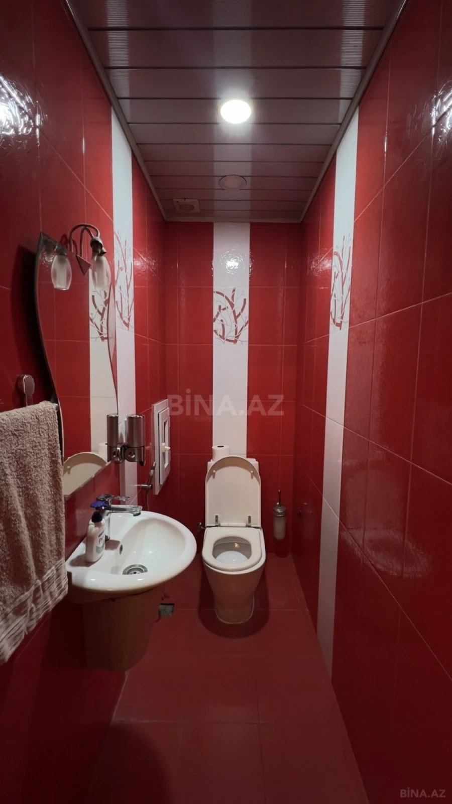 Satılır 4 otaqlı mənzil 160 m²