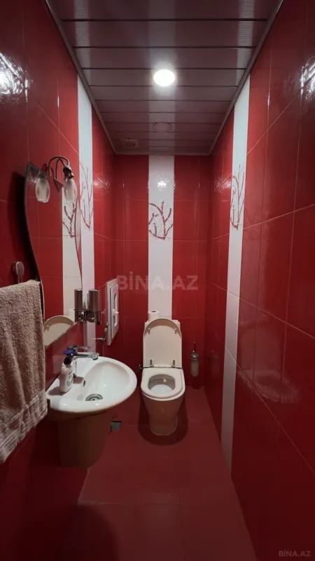 Satılır 4 otaqlı mənzil 160 m²