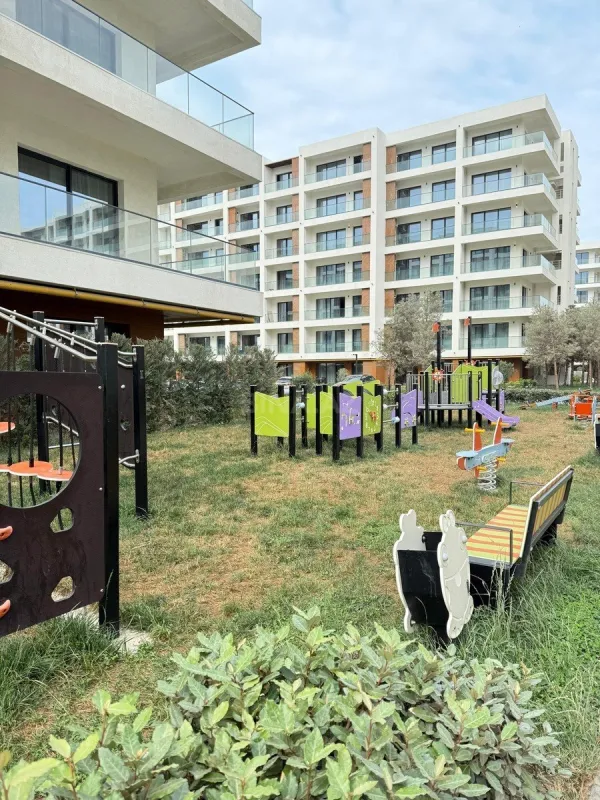 Satılır 1 otaqlı mənzil 58 m²
