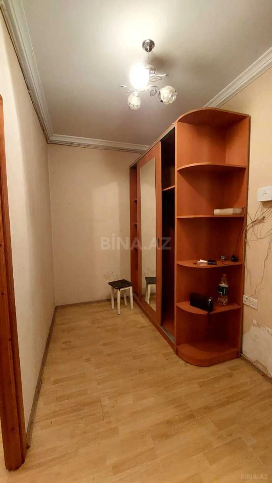 Satılır 2 otaqlı mənzil 64 m²