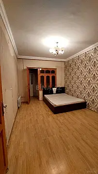 Satılır 2 otaqlı mənzil 64 m²