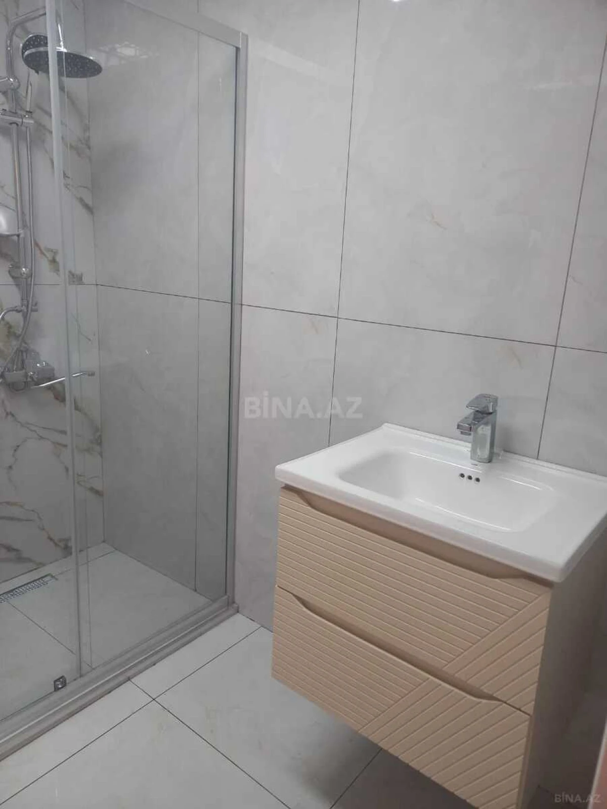 Satılır 2 otaqlı mənzil 50 m²