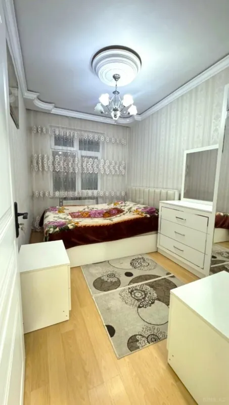 Satılır 3 otaqlı mənzil 80 m²