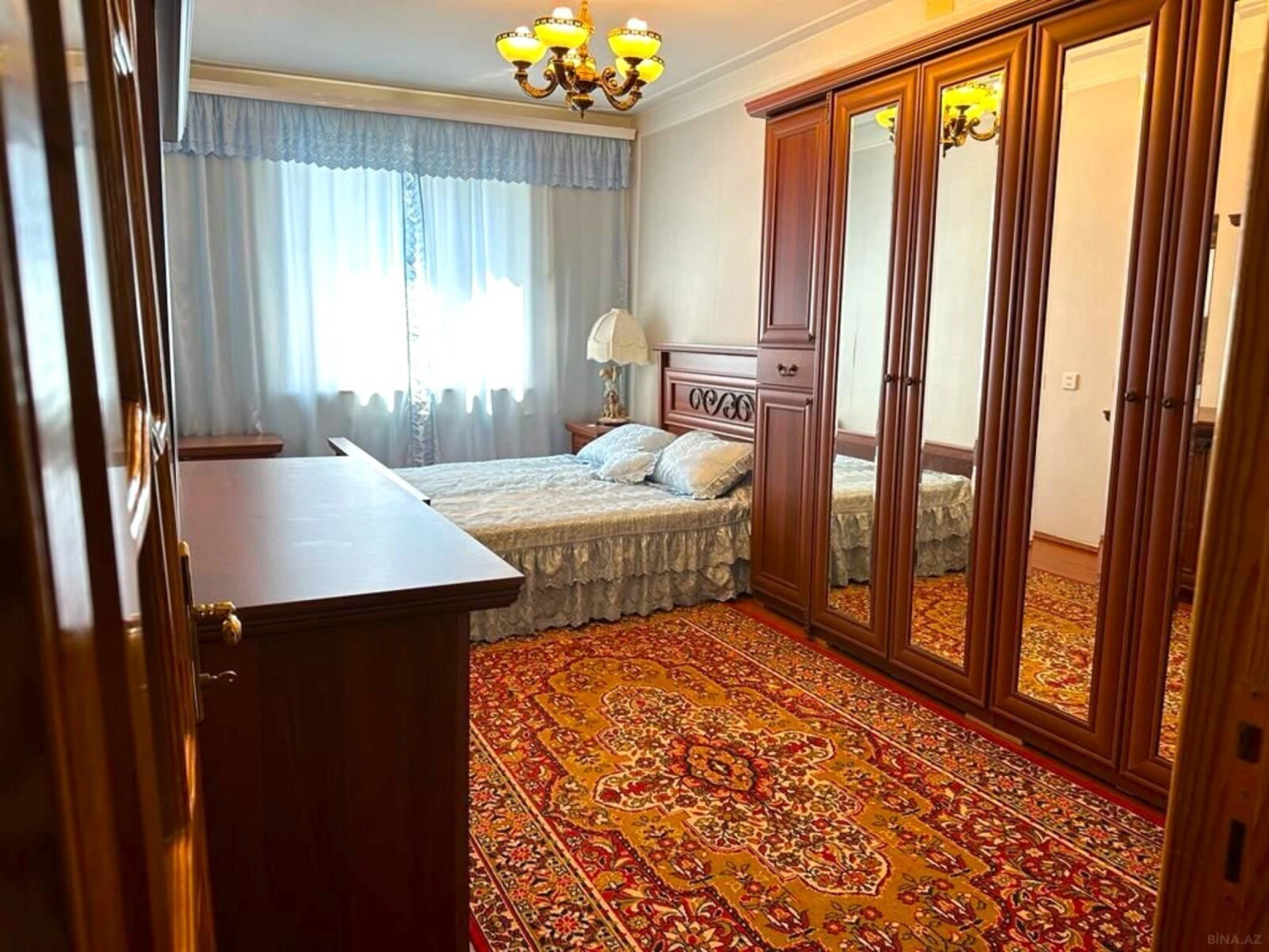 Satılır 4 otaqlı mənzil 115 m²