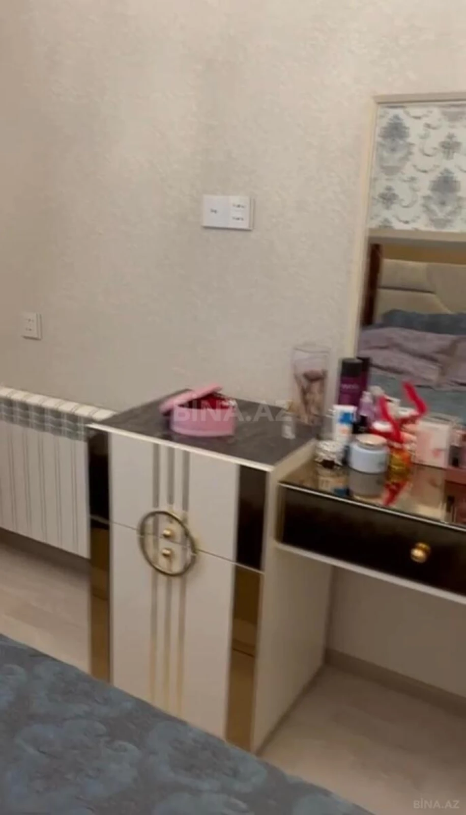 Satılır 3 otaqlı mənzil 48 m²