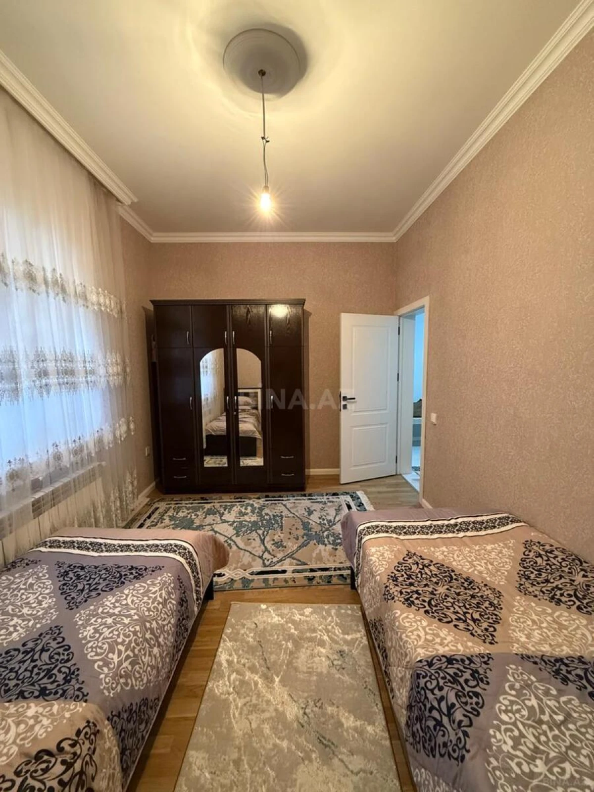 Satılır 4 otaqlı həyət evi 130 m²