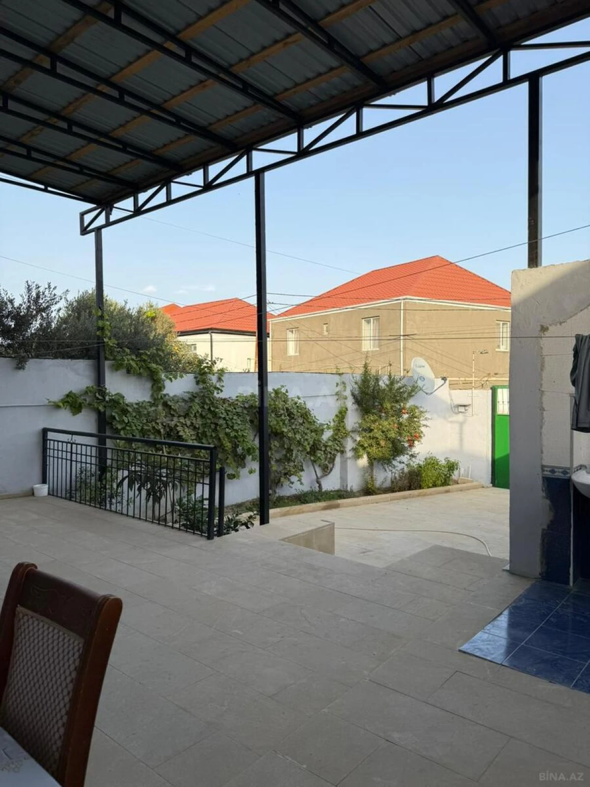 Satılır 4 otaqlı həyət evi 130 m²
