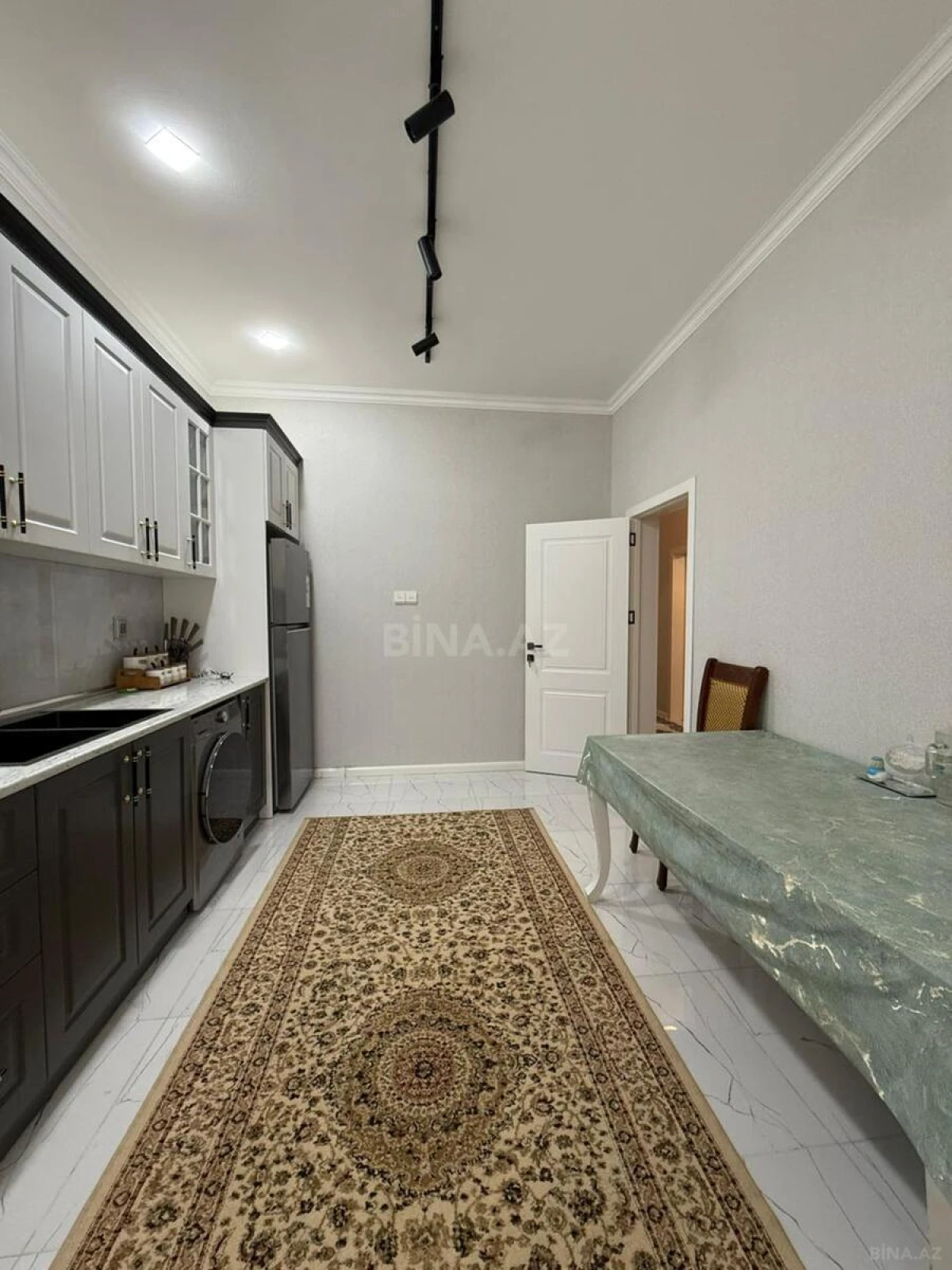 Satılır 4 otaqlı həyət evi 130 m²