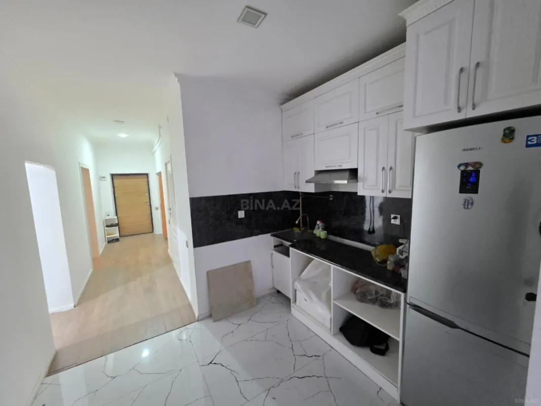 Kirayə verilir 3 otaqlı ofis 80 m²