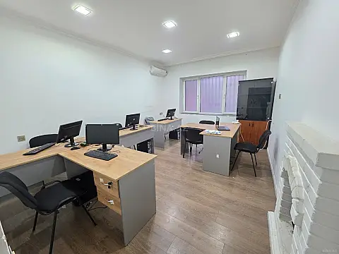 Kirayə verilir 3 otaqlı ofis 80 m² — Bakı, Nəsimi 3 otaq 80.00 m²