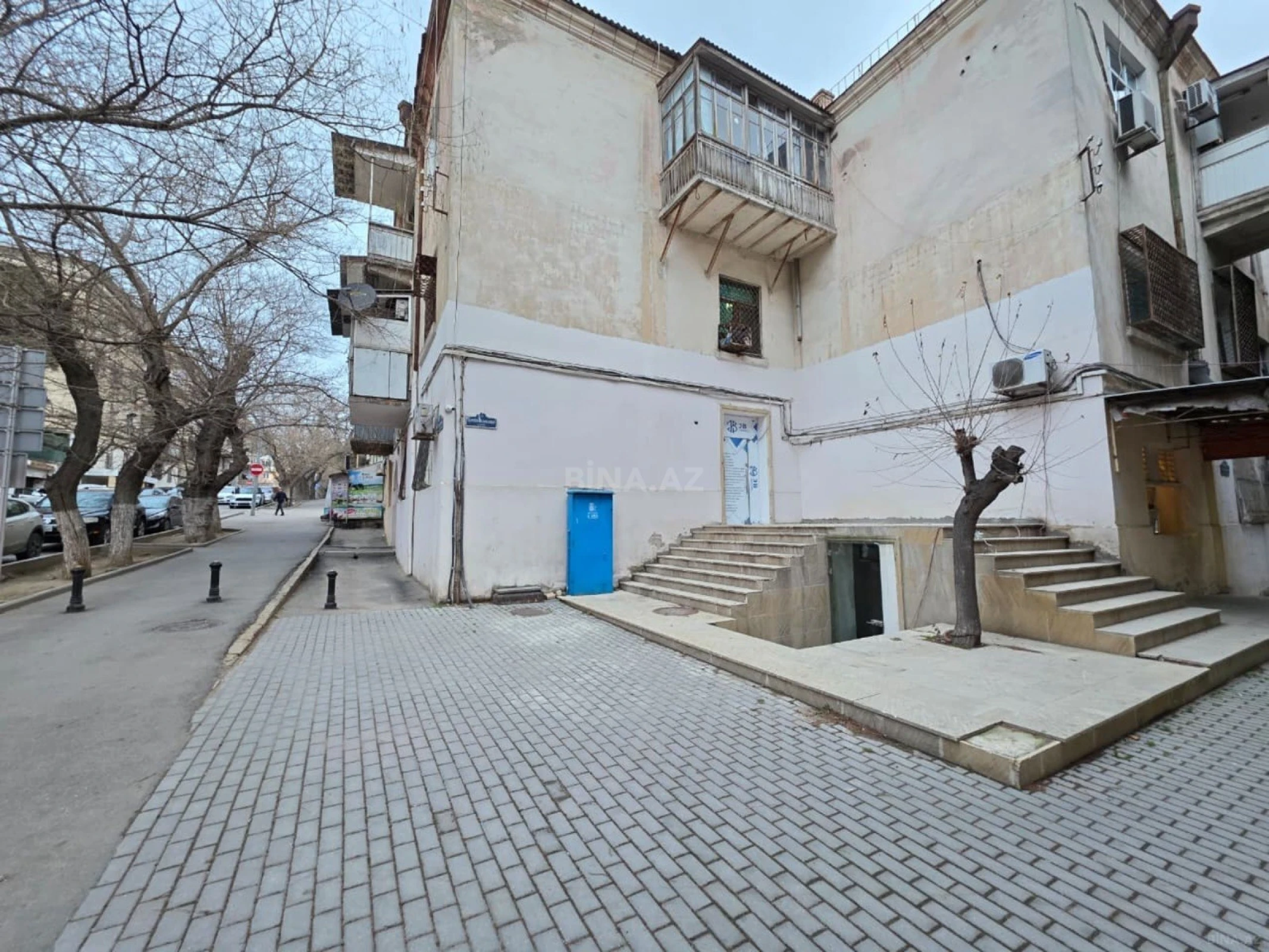 Kirayə verilir 3 otaqlı ofis 80 m²