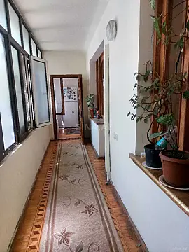 Satılır 4 otaqlı mənzil 120 m²