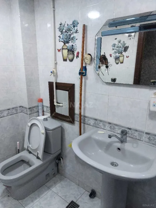 Satılır 4 otaqlı mənzil 120 m²