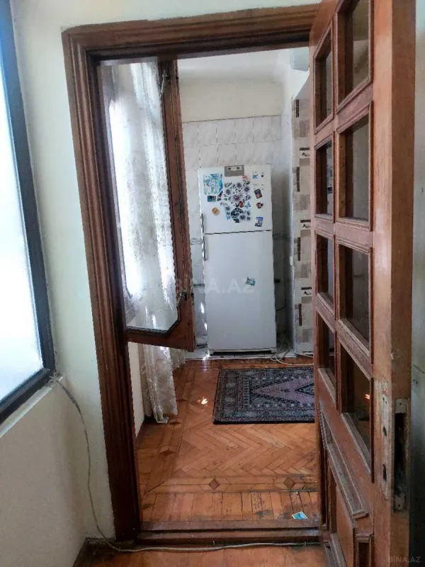 Satılır 4 otaqlı mənzil 120 m²