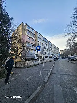 Satılır 4 otaqlı mənzil 120 m²