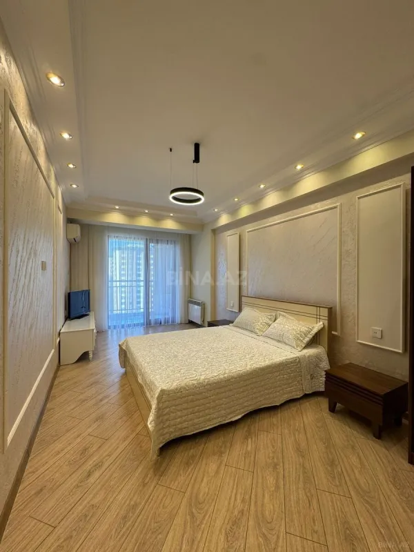 Kirayə verilir 2 otaqlı mənzil 72 m²