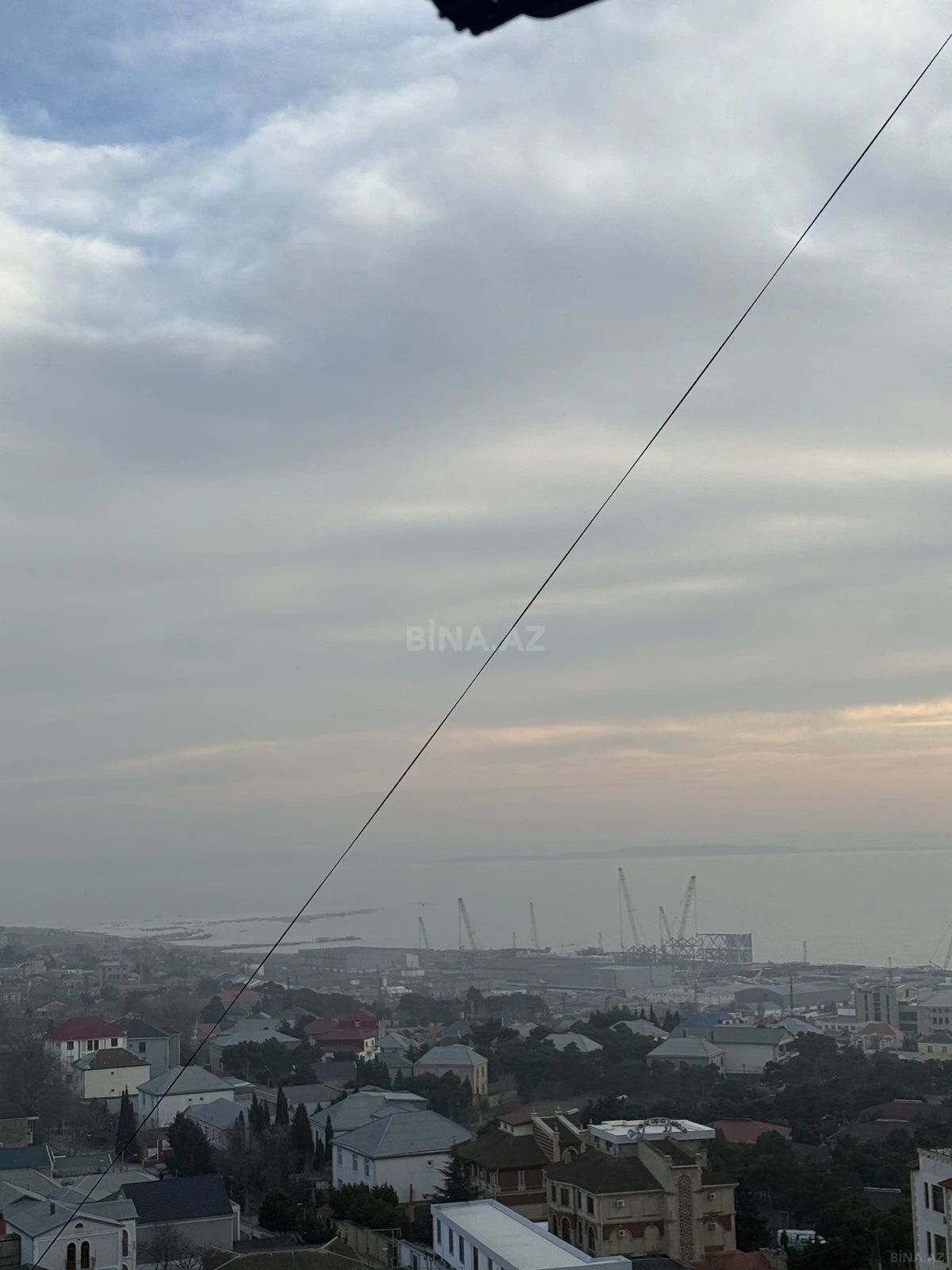 Kirayə verilir 2 otaqlı mənzil 90 m²