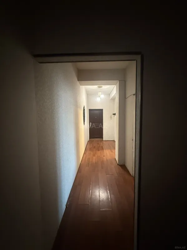 Kirayə verilir 2 otaqlı mənzil 90 m²