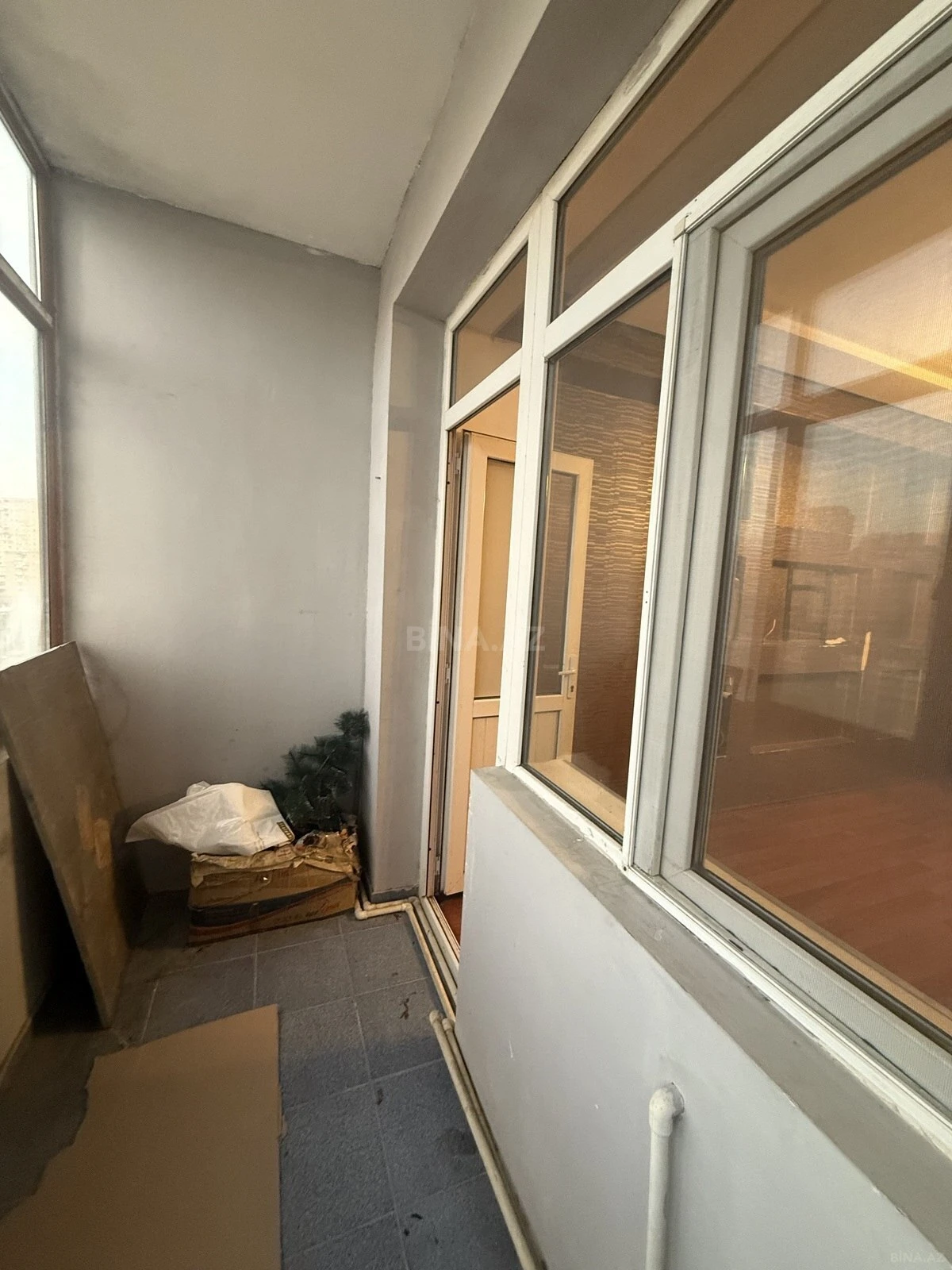 Kirayə verilir 2 otaqlı mənzil 90 m²