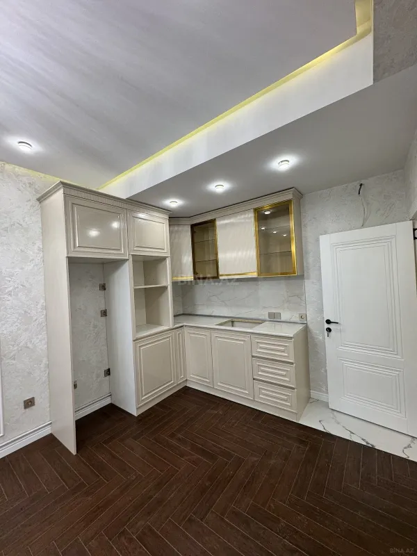 Satılır 2 otaqlı mənzil 66 m²