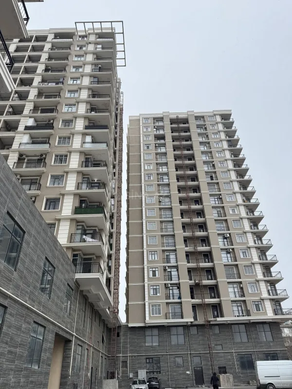 Satılır 2 otaqlı mənzil 66 m²