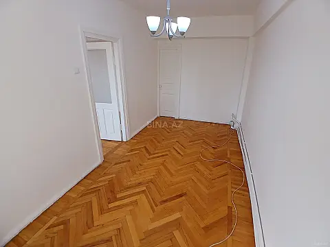 Satılır 3 otaqlı mənzil 75 m²
