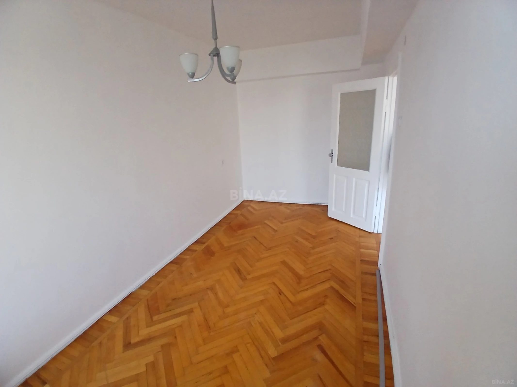 Satılır 3 otaqlı mənzil 75 m²
