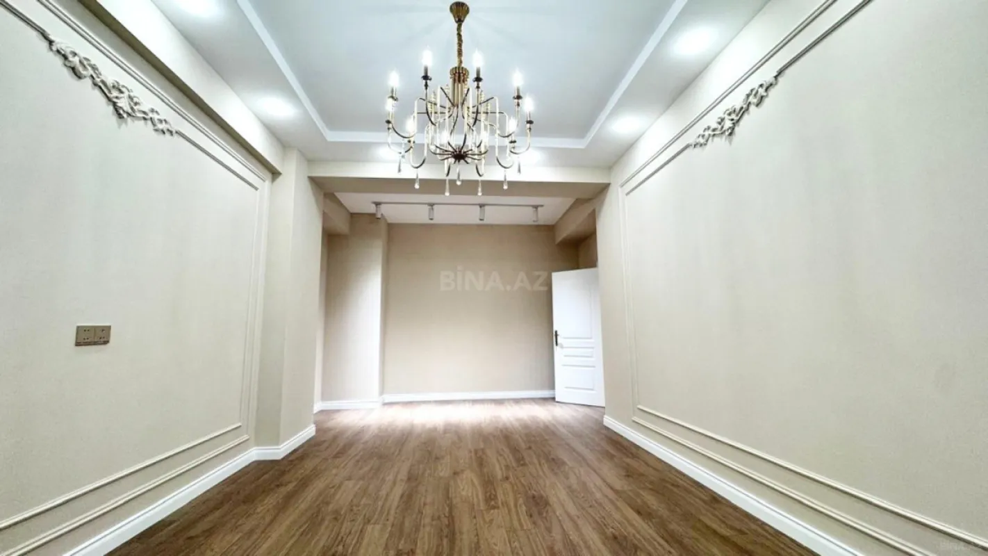 Satılır 2 otaqlı mənzil 80 m²