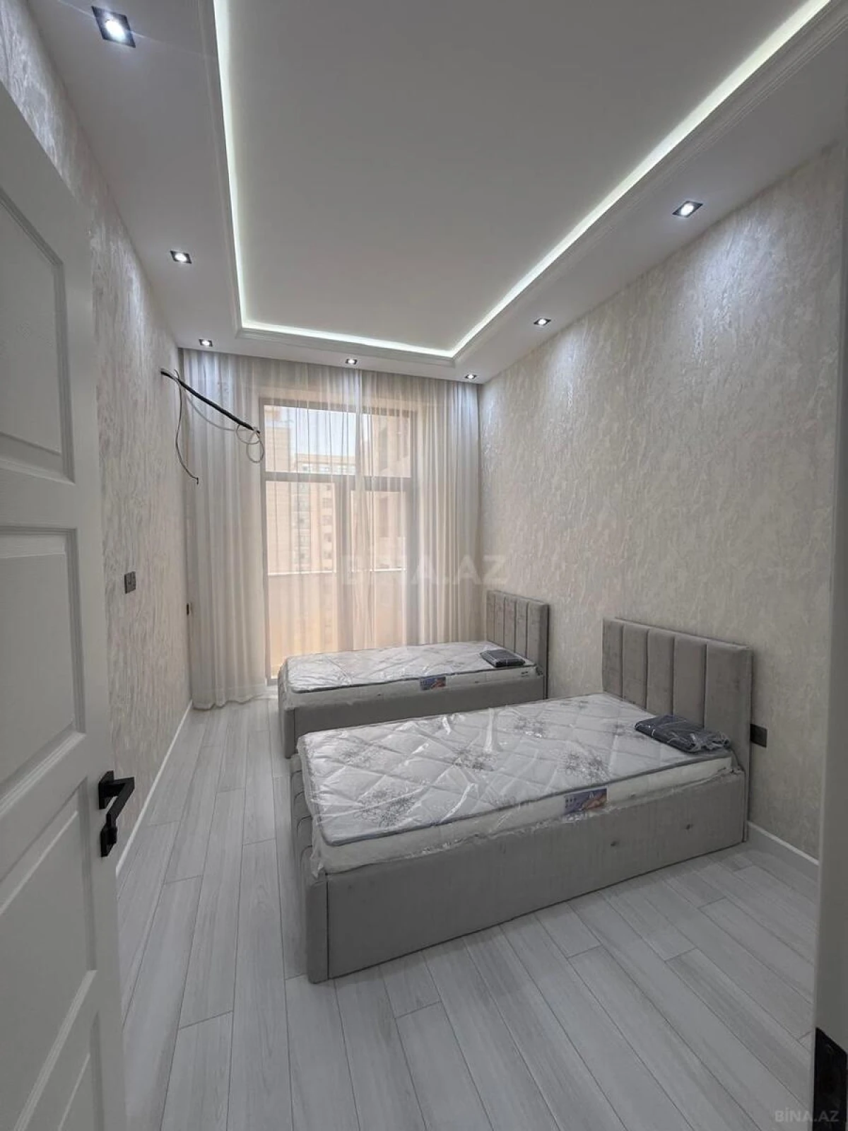 Satılır 3 otaqlı mənzil 90 m²