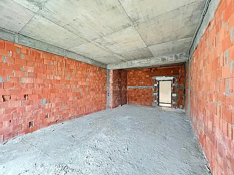 Satılır 1 otaqlı mənzil 60 m²