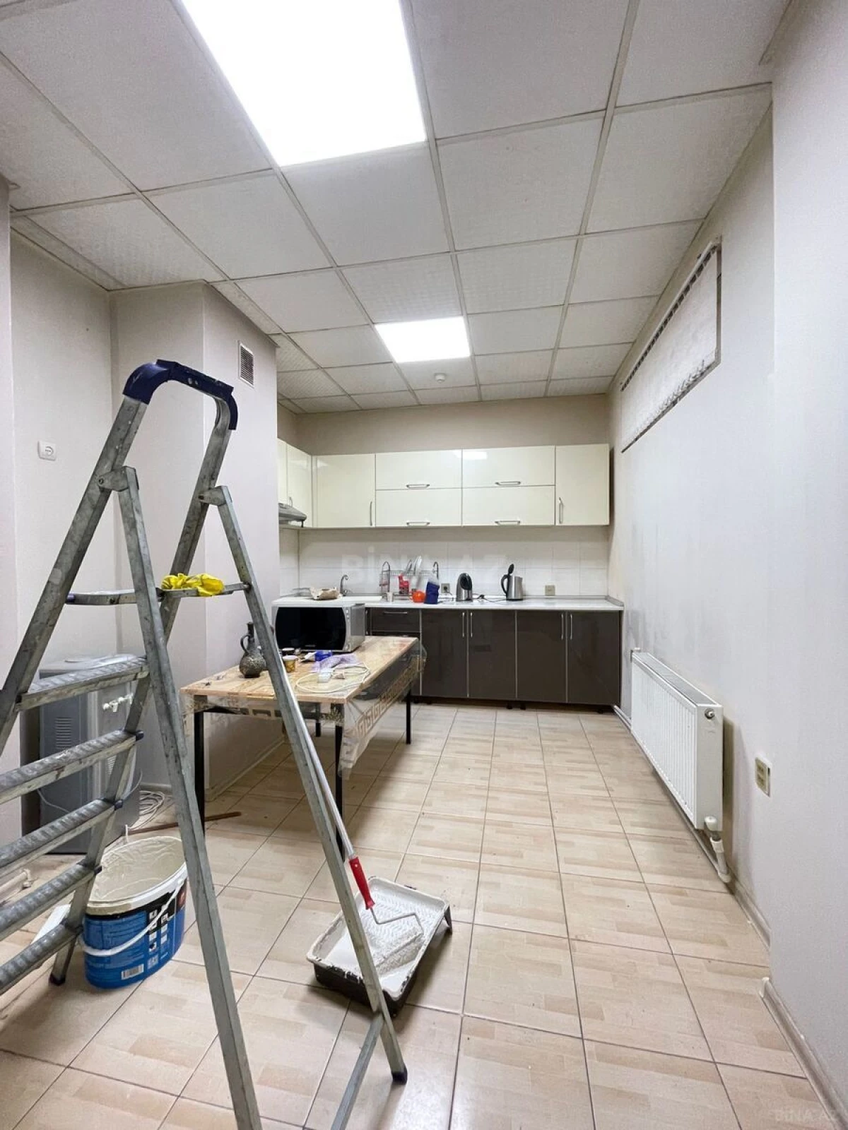 Satılır 4 otaqlı mənzil 215 m²