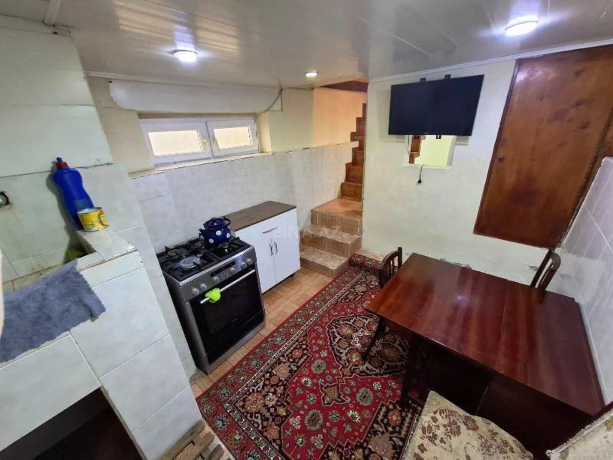 Kirayə verilir 2 otaqlı mənzil 70 m²