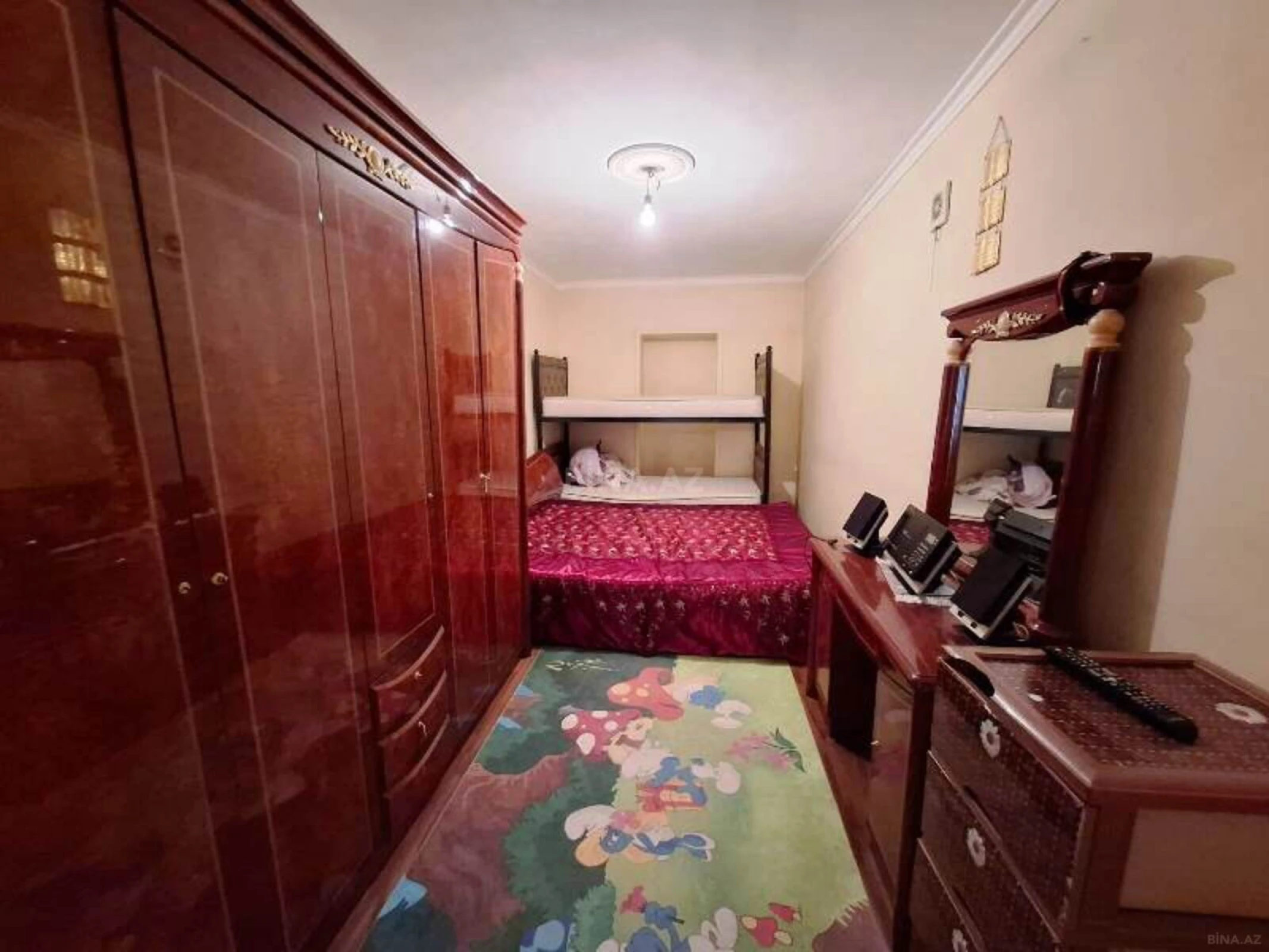 Kirayə verilir 2 otaqlı mənzil 70 m²