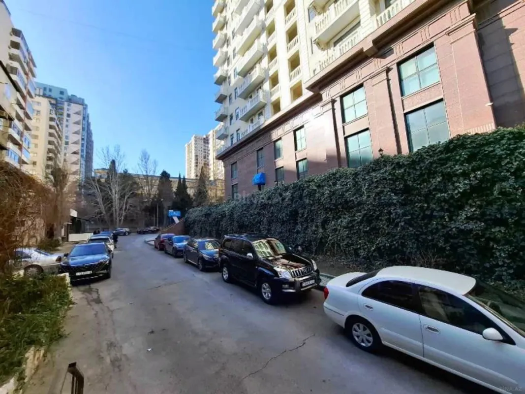 Kirayə verilir 2 otaqlı mənzil 70 m²