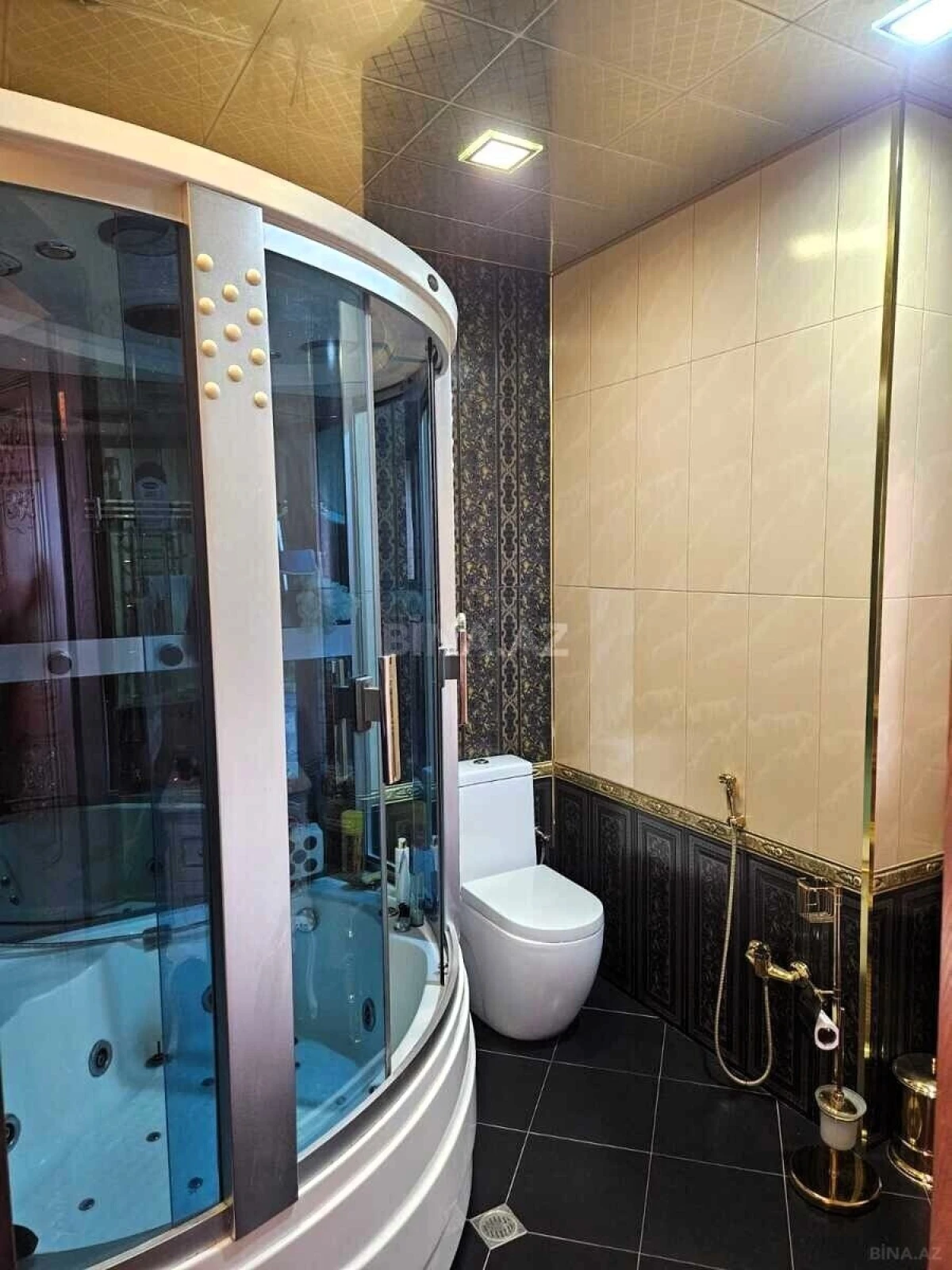 Satılır 3 otaqlı mənzil 103 m²