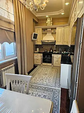 Satılır 3 otaqlı mənzil 103 m²