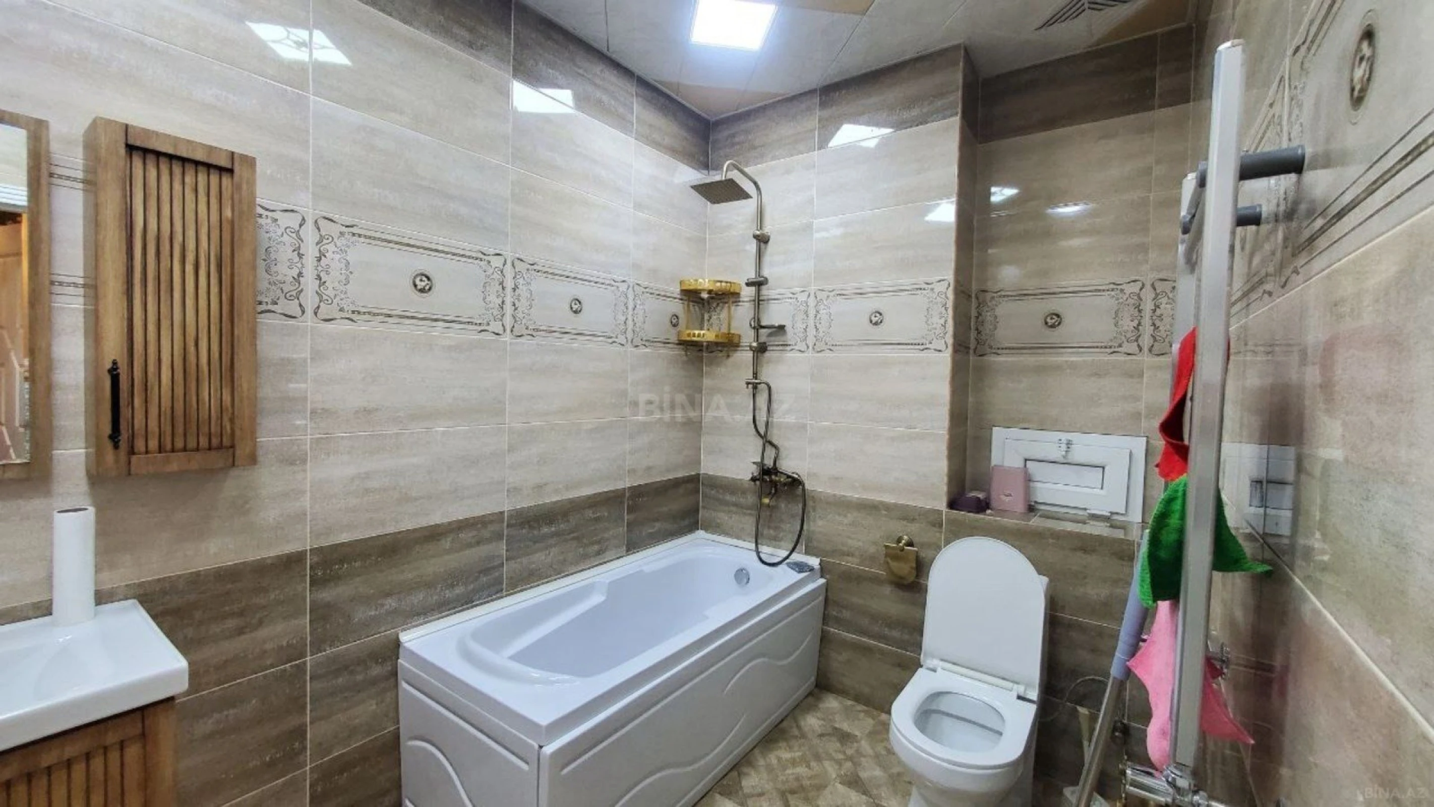 Satılır 2 otaqlı mənzil 64 m²