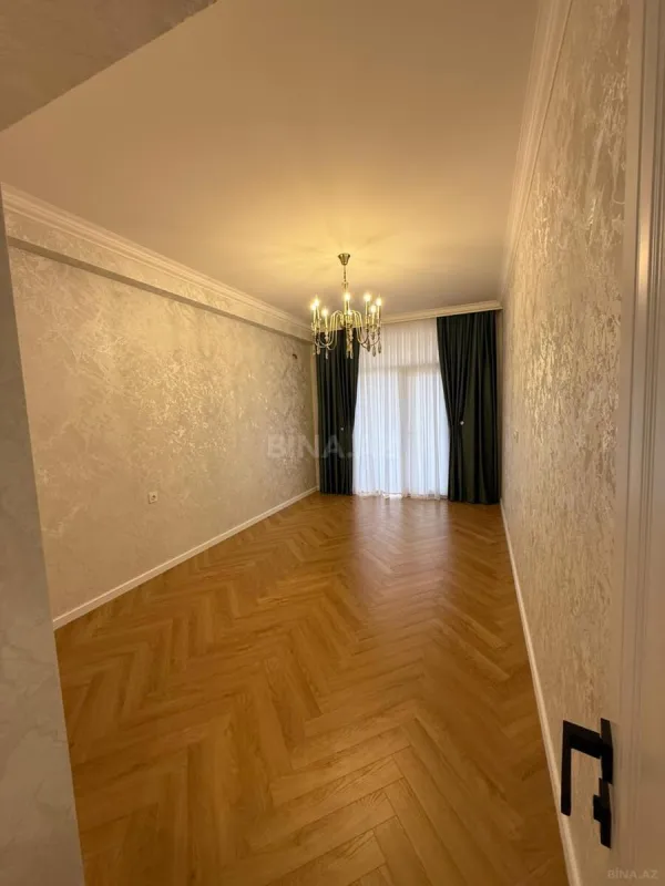 Satılır 2 otaqlı mənzil 70 m²