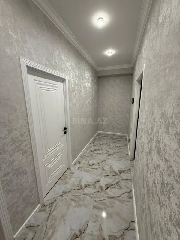 Satılır 2 otaqlı mənzil 70 m²