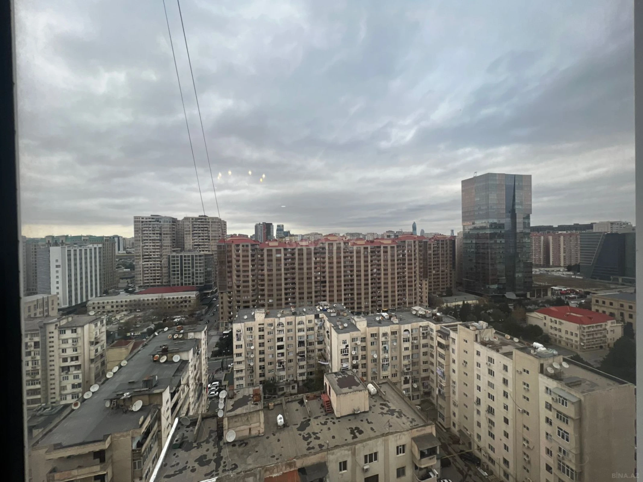 Kirayə verilir 3 otaqlı mənzil 84 m²