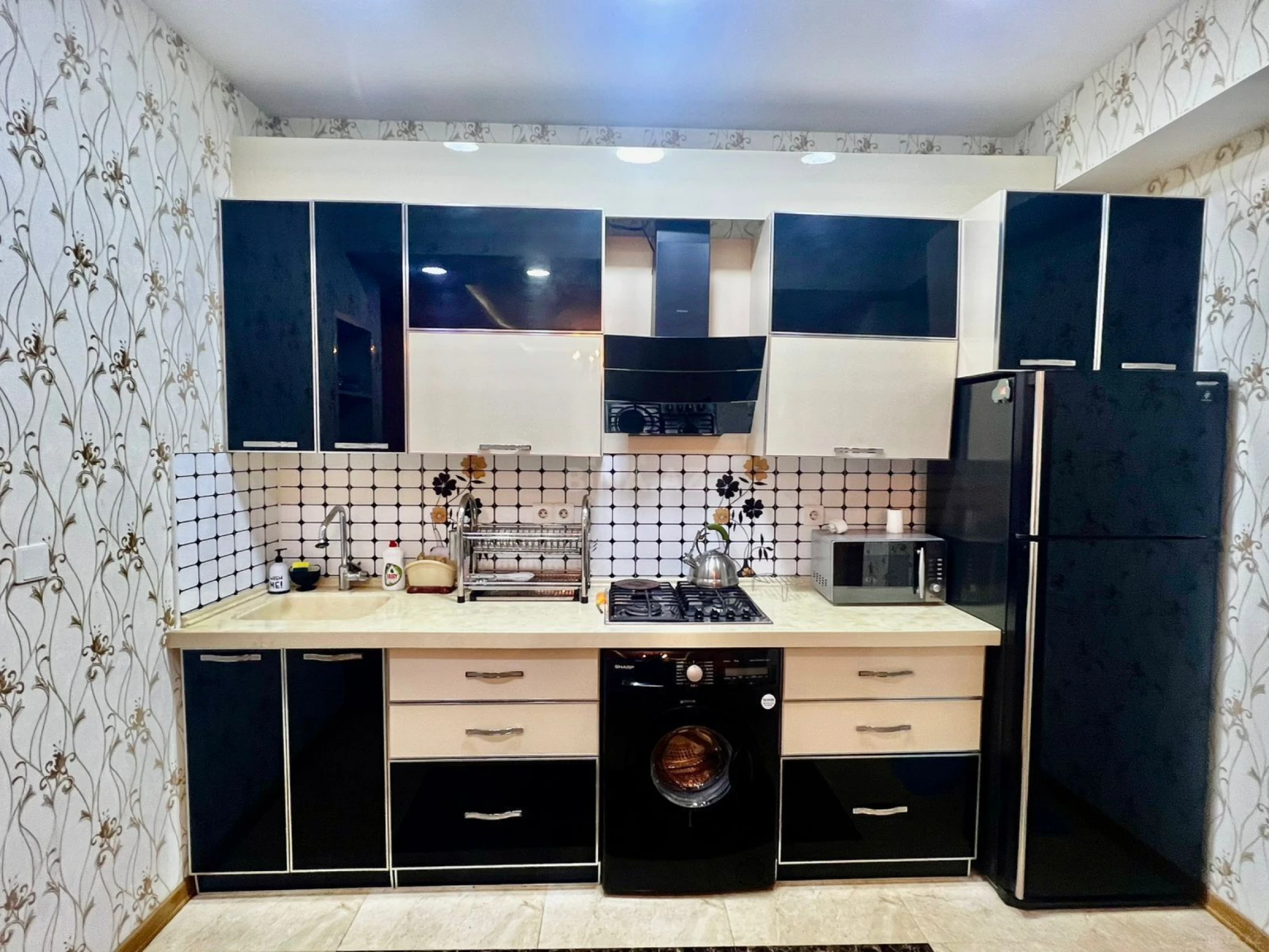 Kirayə verilir 3 otaqlı mənzil 84 m²