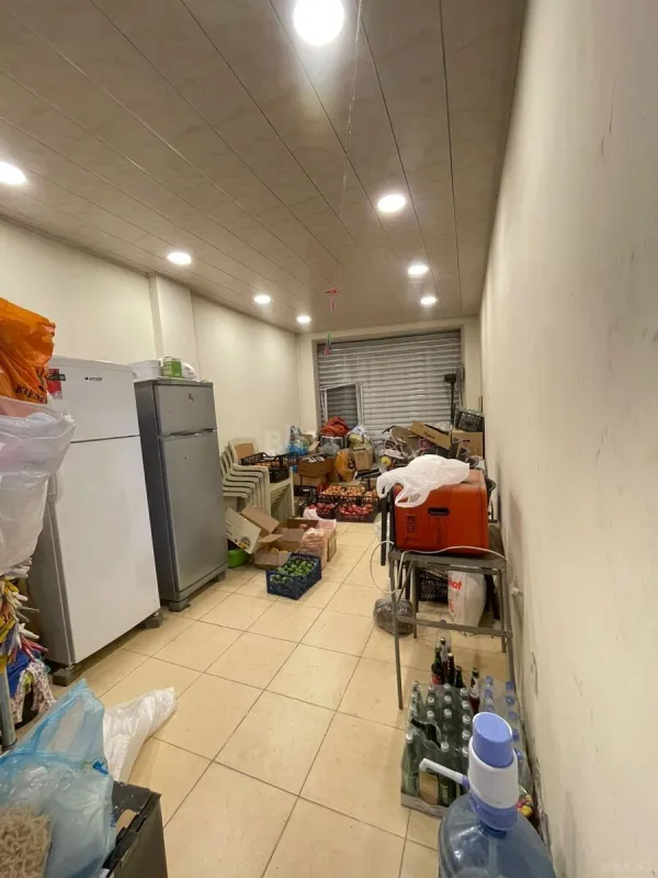 Kirayə verilir 7 otaqlı həyət evi 400 m²