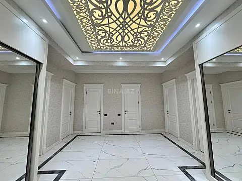 Satılır 3 otaqlı mənzil 162 m²