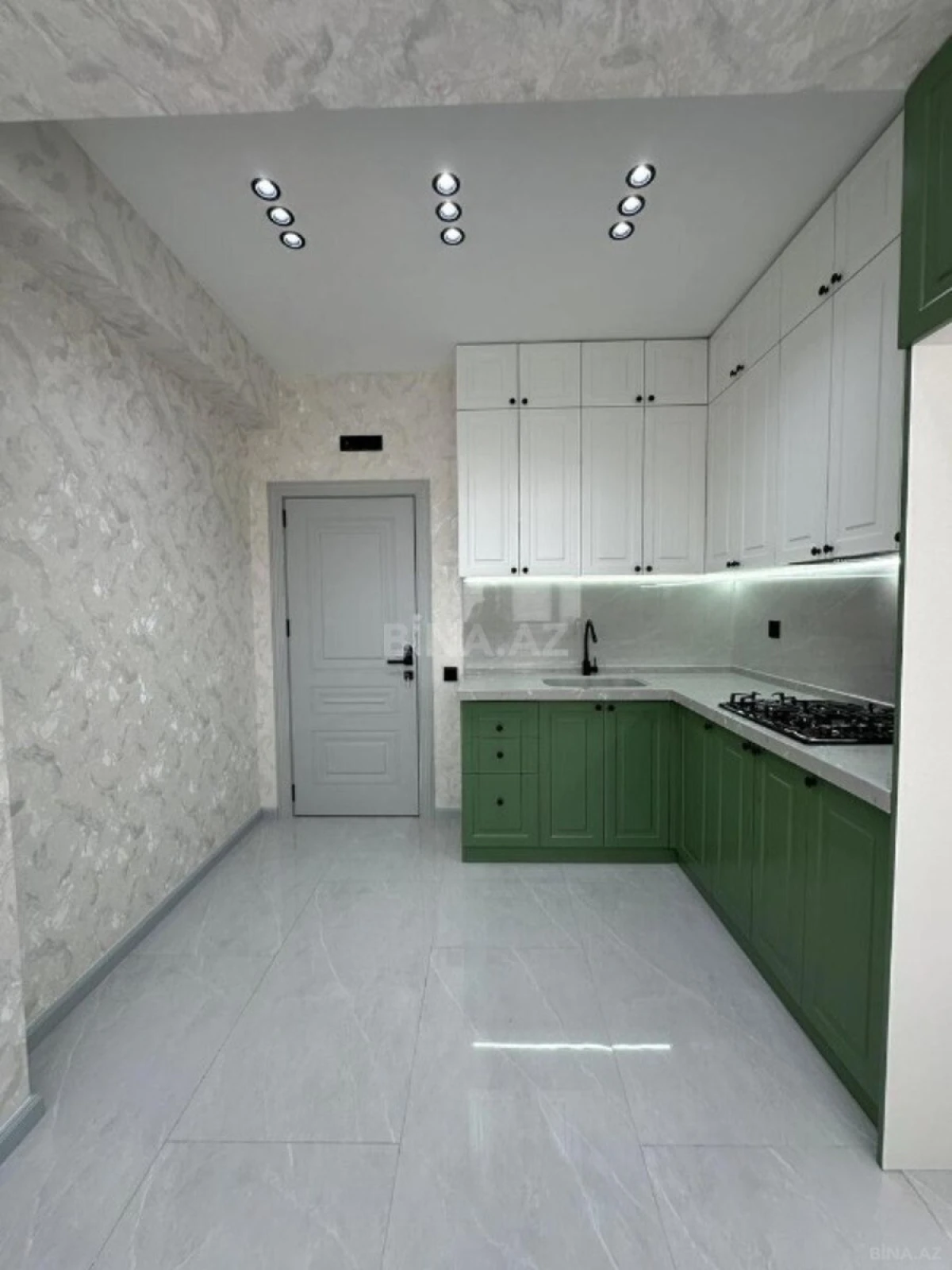 Satılır 3 otaqlı mənzil 88 m²