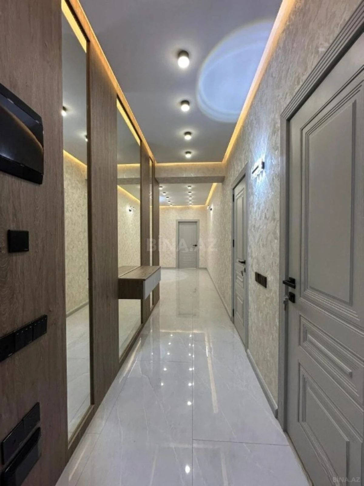 Satılır 3 otaqlı mənzil 88 m²