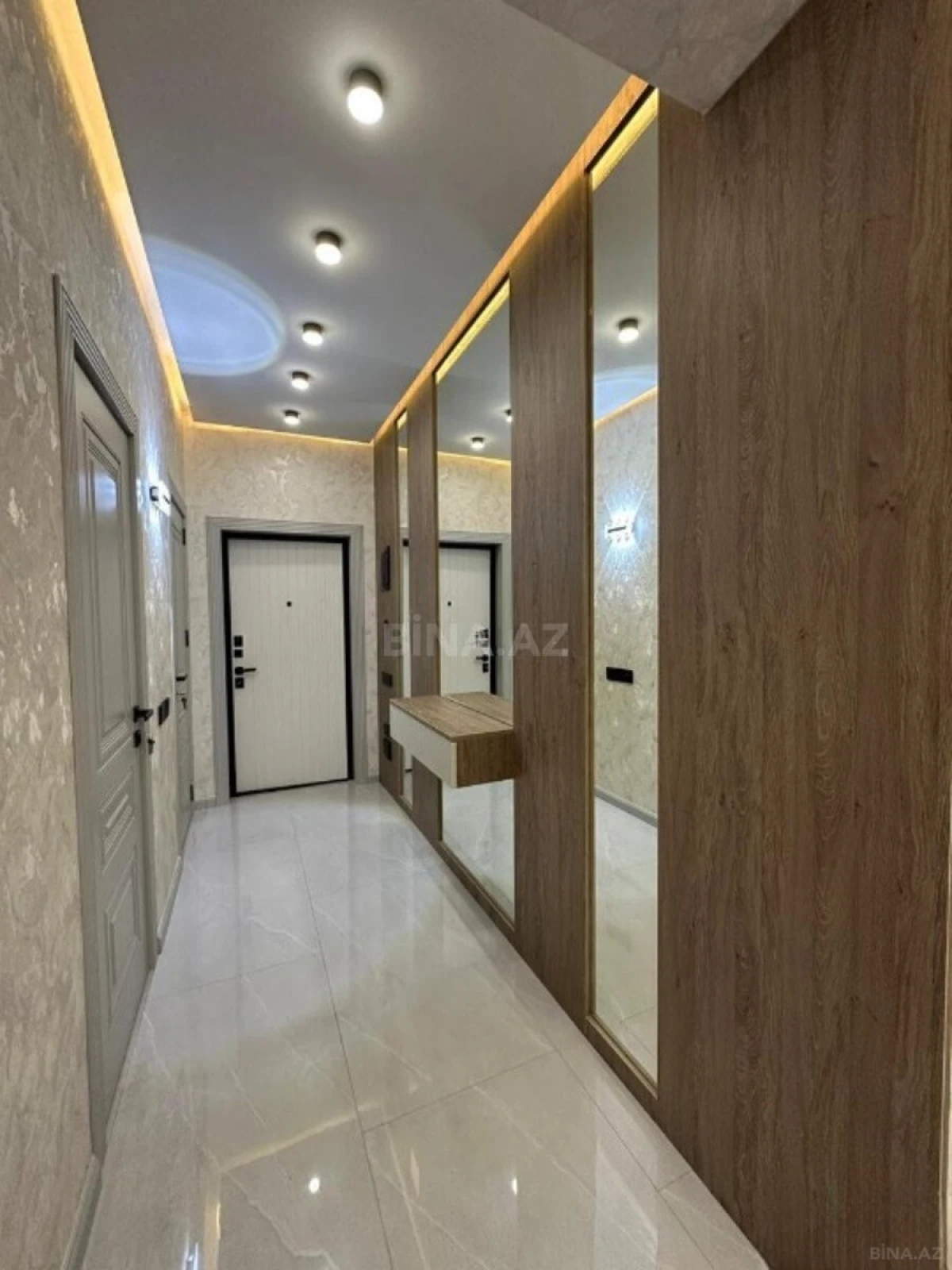Satılır 3 otaqlı mənzil 88 m²