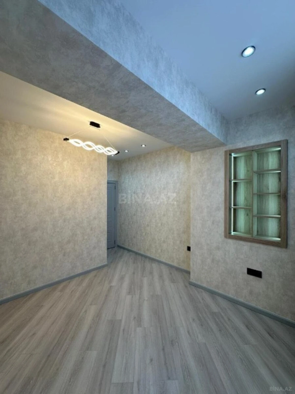 Satılır 3 otaqlı mənzil 88 m²